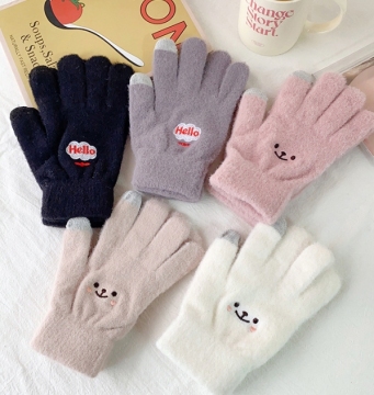 Cute Cartoon Plush Gloves: Perfect for Keeping Warm This Autumn and Winter
