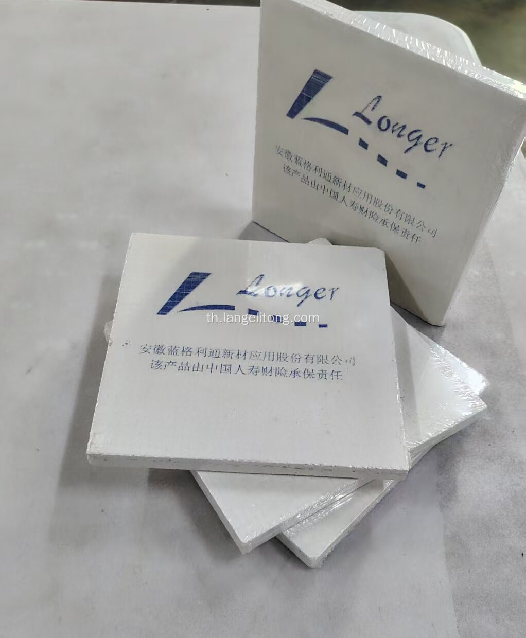 บอร์ดฉนวนผนังภายนอกเป็นมิตรกับสิ่งแวดล้อม