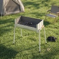 Parrilla de barbacoa de carbón plegable portátil minimalista con mango de madera – Parrilla liviana para acampar al aire libre