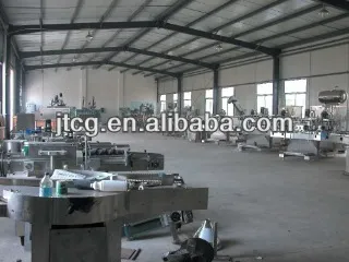 Automatic Oil Filling line (cooking oil, olive oil, sunflower oil,engine oil, lubricants,etc)