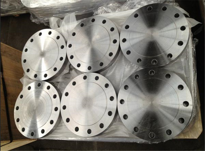 DIN2527 FLANGES CEGOS RF AÇO 4 POLEGADAS