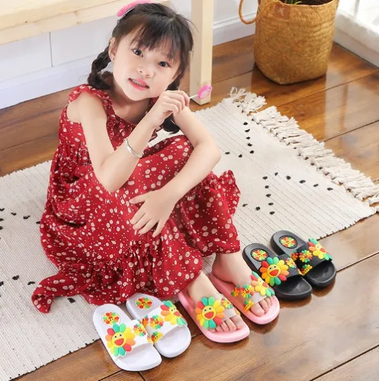 3D Sunflower Fashion PVC Children's Indoor Bathroom Slippers for Beach Travel and School Use
