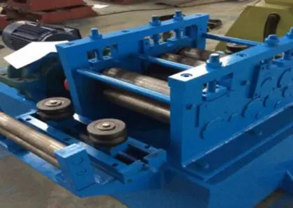 Scaffold catwalk panel/scaffold decking roll forming machine