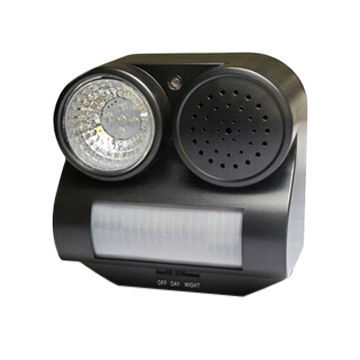 PIR motion sensor bird repeller