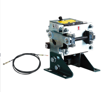 Elevator Safety Devices: Brake and Rope Mechanisms