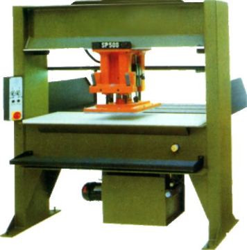 Atom Oildynamic Presses with Movable Trolley