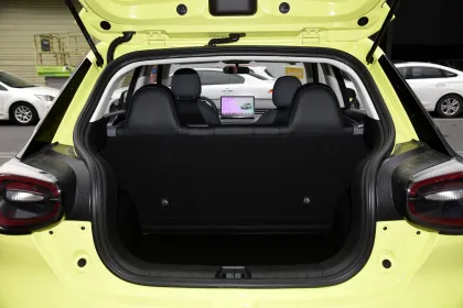 Nammi 01: The New Dongfeng Nano Box Small Electric EV Car - China's 5-Door 5-Seater Smart Auto