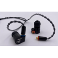 Earphone HiFi in-Ear Hibrid dengan Kabel Dilepas