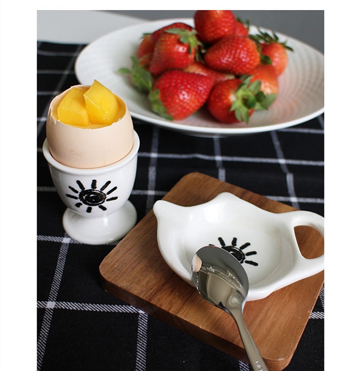 Microwave Ceramic Egg Holder