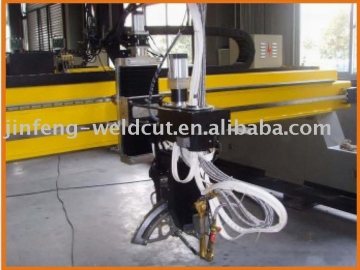 Rotation bevel torch station