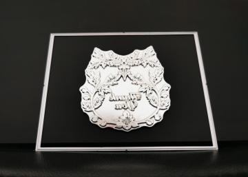 Etching Diverse Pattern Metal Crafts for Decoration