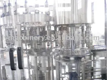 Juice filling machine