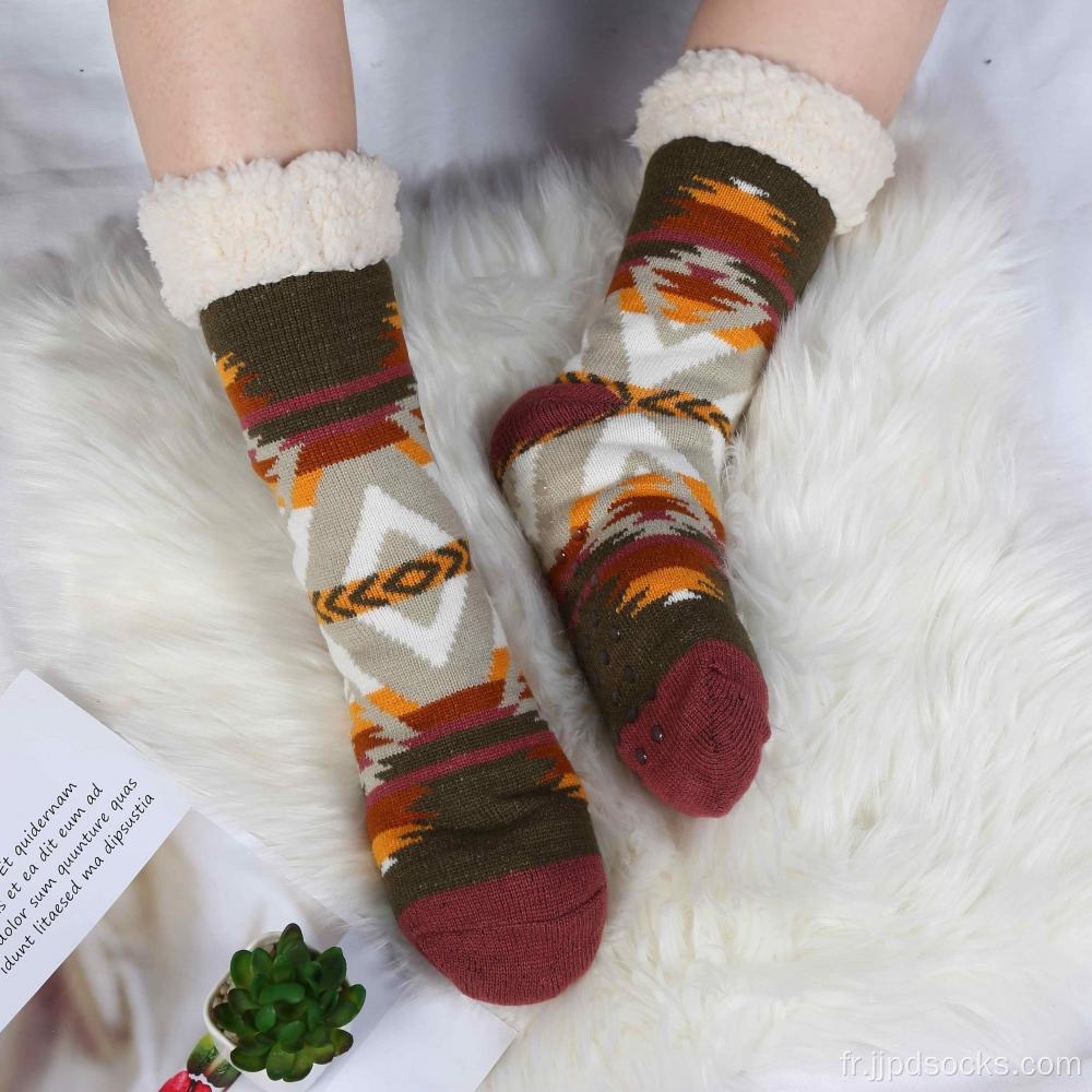 Chaussettes de pantoufles d&#39;hiver adultes populaires