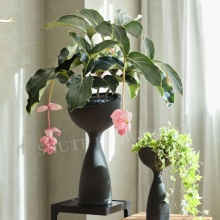 Black Tall Indoor Plant Pots Planters With Drainage
