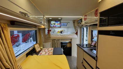 In Stock 2023 Changan Camper Motorhome: 4x4 Family Caravan Off-Road RV Luxury