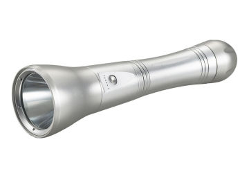 Waterproof Cree Led Flashlight With Ipx8 80m Waterproof And 700 Lumens - Ca10
