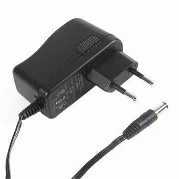 Plug Adapter with 100 to 240V AC Input and Output of 12V DC