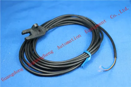 S4045M EE-SX872A Omron Sensor