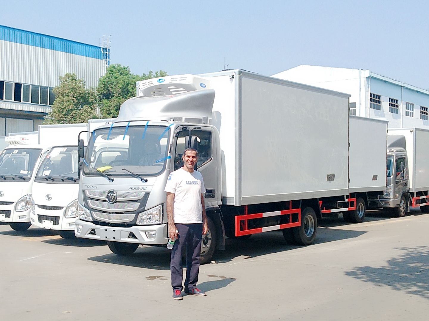 Foton brand cummins engine refrigerator unit food transport truck