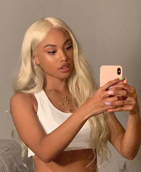 Populared Real human hair 13x6 HD lace frontal wig Blonde highlight color Pre Plucked high quality lowest wholesale prce