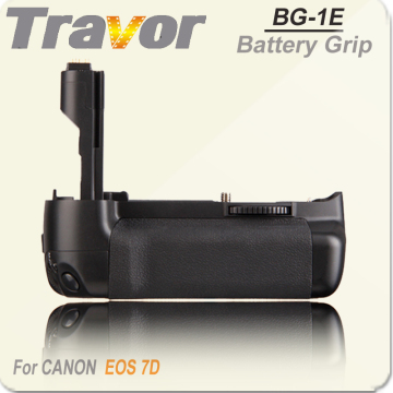 Travor Professional Camera Battery Grip Bg-1e for Canon EOS 7D DSLR