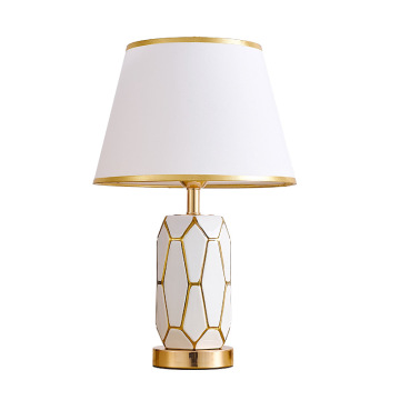 Modern European Style Ceramic Table Lamp for Bedroom and Living Room
