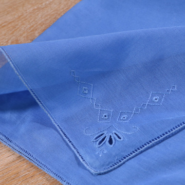 Motifs de broderie mouchoir en coton bleu Drawnwork