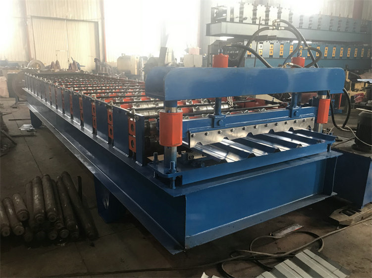 metal roof roll forming machine 