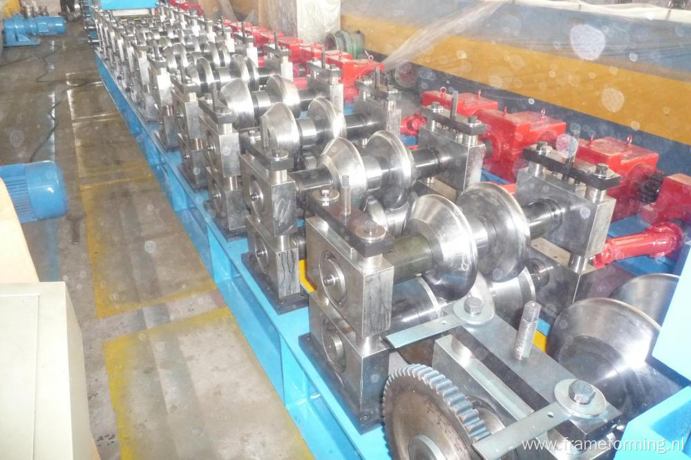 Guard Rail Roll Forming Machine