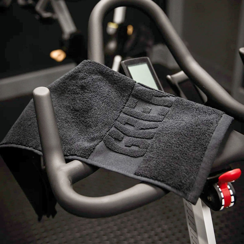 Schweiß -Workout Baumwolltuch Schwarzes Fitnesshandtuch