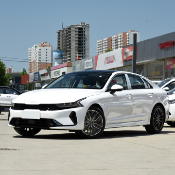 2023 Kia K5: самые дешевые подержанные 4x4 автомобилей