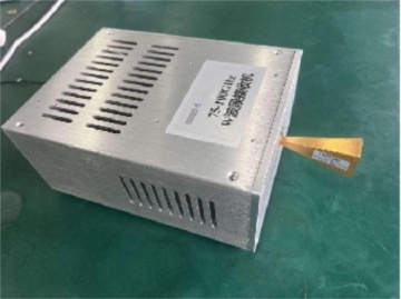 W-band communication receiver