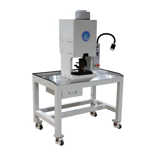 Автоматическая машина для коаксиального кабеля