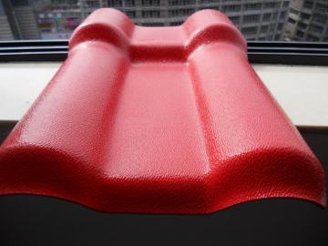 Synthetic resin tile