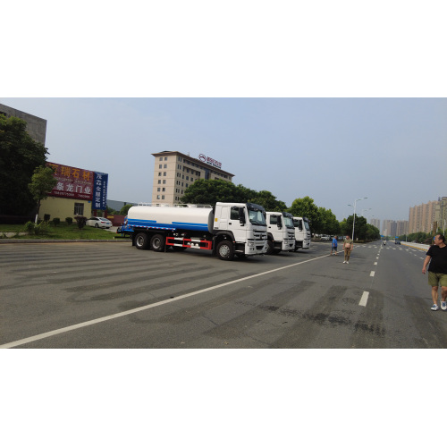 Sinotruk Howo Camión de tanque de agua de 20000 auxilios pesados