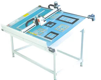 paperboard die cutting flat bed machine with computer