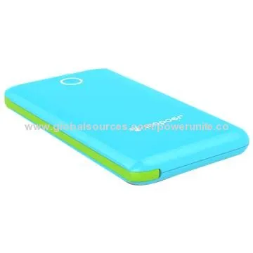 6,600mAh Thin Power Bank for Consumer Electronics with Built-in Cable