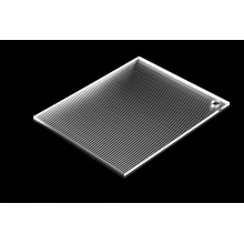 Acrylic sheet with good light transmittance