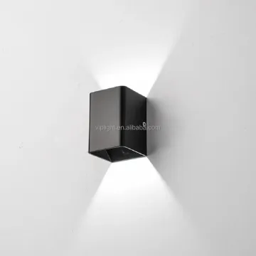 Fashion RGB 5W LED Wall Light with Remote Controller