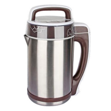 Soy milk maker with stainless steel bodyNew