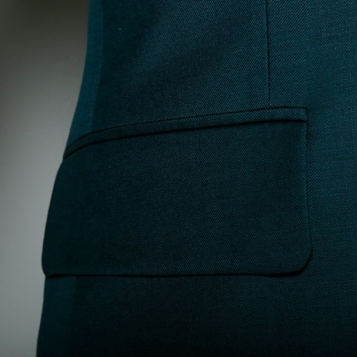 Sleek Elite Business 2-Piece Coat Suit Design