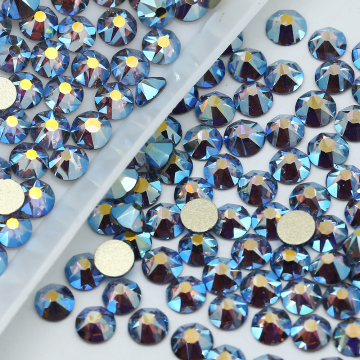 Wholesale 3D Colorful Fingernail Glitter Diamond Gems and Rhinestones for Nail Art
