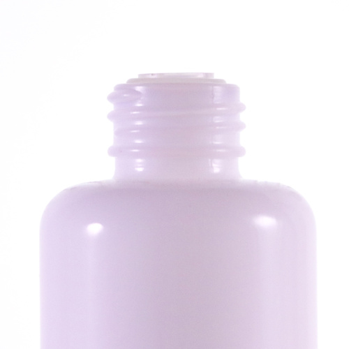 Round shoulder shaped lotion bottle with plastic cap