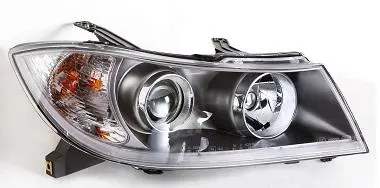 Automotive fog lamp plastic injection mould