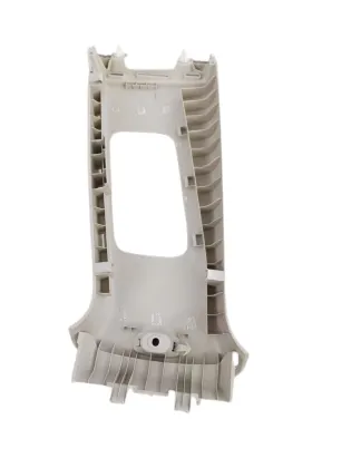 The C-pillar product on the car mold