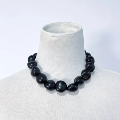 Nature Candletree Nut Lei Kukui Nut Necklace