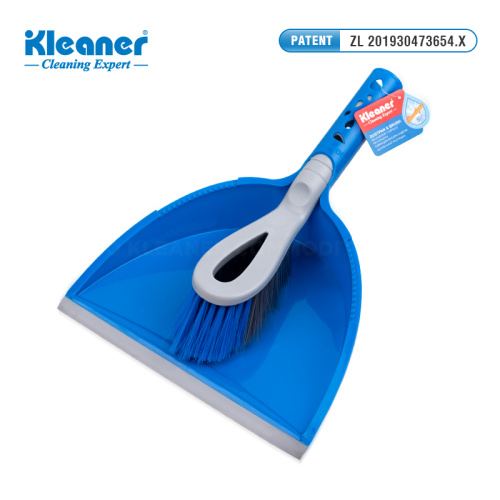 Conjunto de pá e escova compacta com dentes