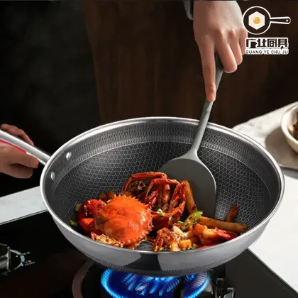 High-Quality Three Layer Wok for Sizzling Meals