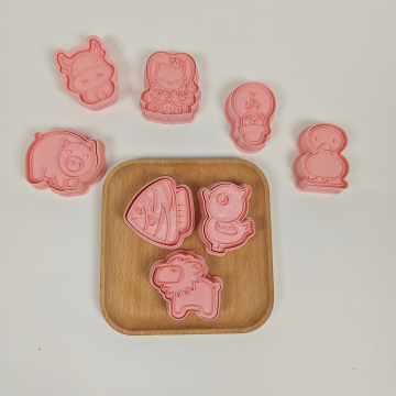 Holiday Cookie Molds Set - Halloween Decorations & 3D Animal Biscuit Cutters