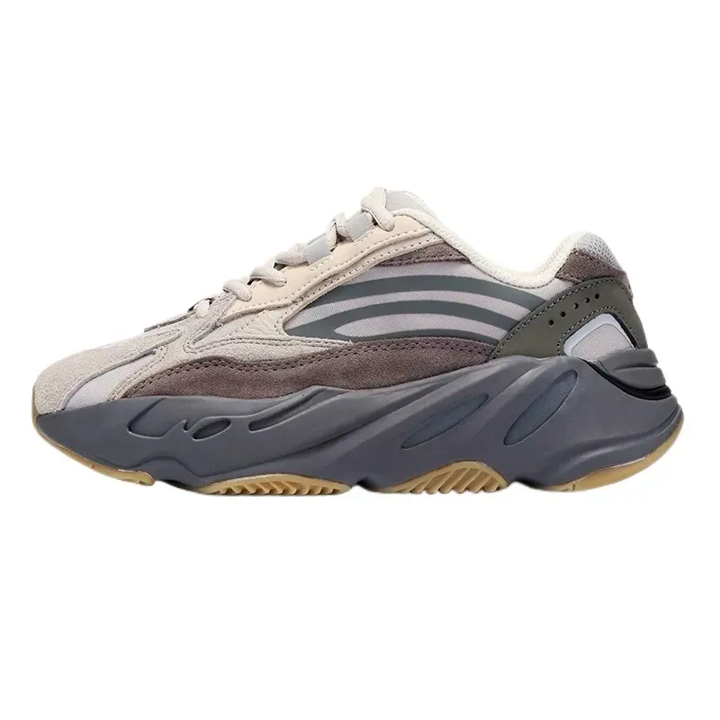 New Spring and Autumn Soft-Soled Trend Shoes
